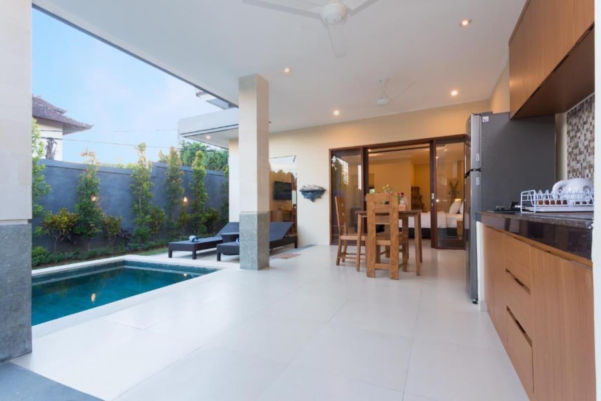 Kubu Petitenget Suite Seminyak Экстерьер фото